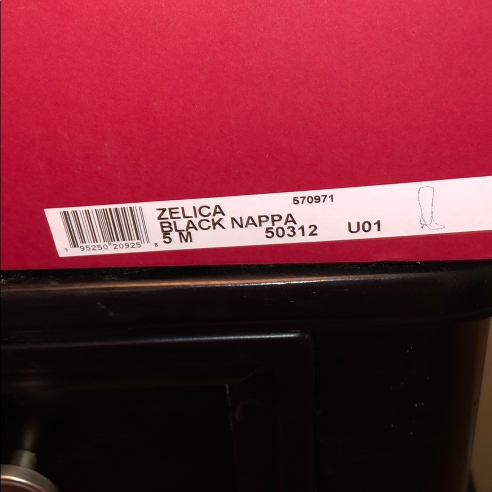 Boots - Picture 3 of 3
